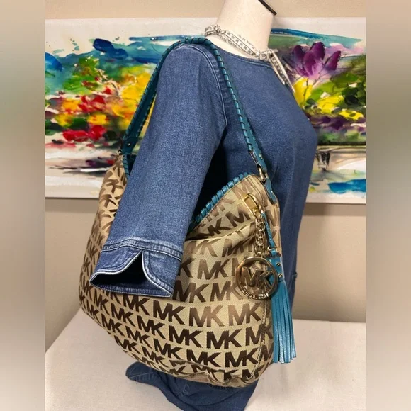 Michael Kors Bennet Large Signature Logo Shoulder Hobo Bag with COA - Picture 5 of 7